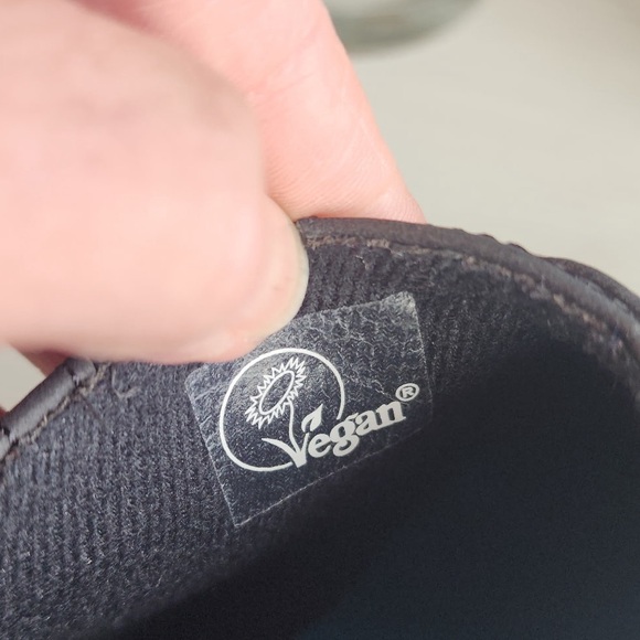 Size 8- Blowfish Malibu Vegan Ankle Western Cowboy Boots Booties- black - Picture 9 of 9